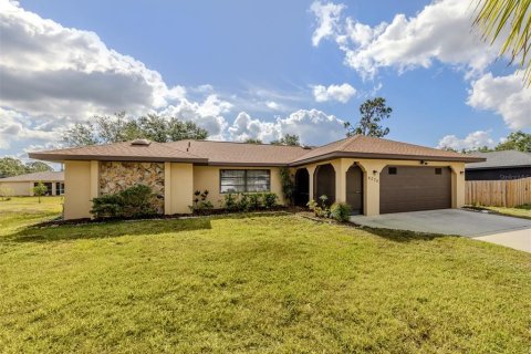 House in North Port, Florida 3 bedrooms, 150.69 sq.m. № 1746702 - photo 2