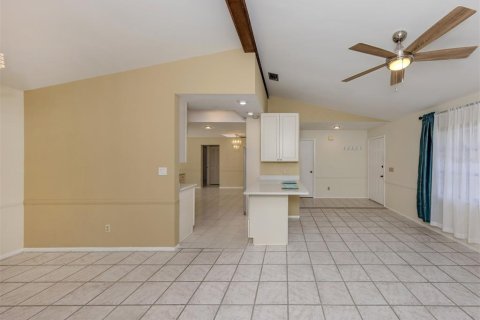 House in North Port, Florida 3 bedrooms, 150.69 sq.m. № 1746702 - photo 5