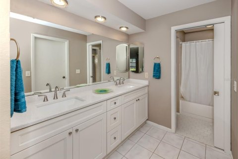 House in North Port, Florida 3 bedrooms, 150.69 sq.m. № 1746702 - photo 16