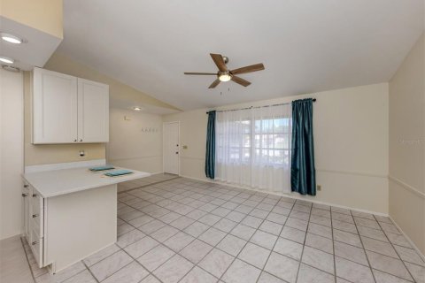 House in North Port, Florida 3 bedrooms, 150.69 sq.m. № 1746702 - photo 6
