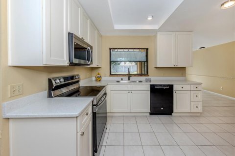 House in North Port, Florida 3 bedrooms, 150.69 sq.m. № 1746702 - photo 10