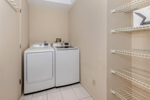 House in North Port, Florida 3 bedrooms, 150.69 sq.m. № 1746702 - photo 22