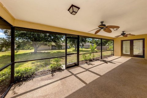 House in North Port, Florida 3 bedrooms, 150.69 sq.m. № 1746702 - photo 24