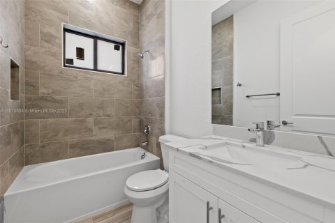 Casa en venta en Cape Coral, Florida, 4 dormitorios № 1761806 - foto 13