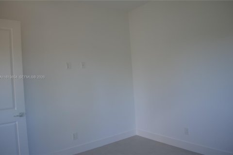 Casa en venta en Cape Coral, Florida, 4 dormitorios № 1761806 - foto 24