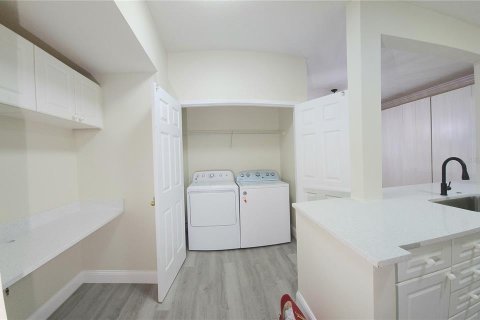 Copropriété à vendre à Kissimmee, Floride: 3 chambres, 149.76 m2 № 1815989 - photo 18