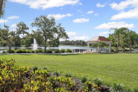 House in Sarasota, Florida 2 bedrooms, 157.28 sq.m. № 1910651 - photo 12