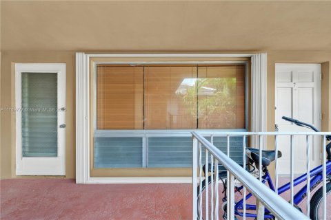 Condominio en venta en Fort Lauderdale, Florida, 2 dormitorios, 85.1 m2 № 1699856 - foto 21