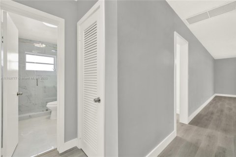 Condominio en venta en Fort Lauderdale, Florida, 2 dormitorios, 85.1 m2 № 1699856 - foto 18