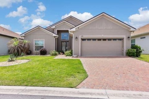 Casa en Winter Haven, Florida 2 dormitorios, 142.42 m2 № 2115214