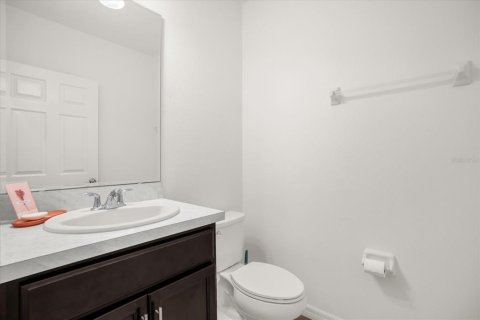Adosado en venta en Davenport, Florida, 3 dormitorios, 149.2 m2 № 1902838 - foto 9