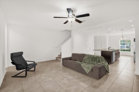 Adosado en venta en Davenport, Florida, 3 dormitorios, 149.2 m2 № 1902838 - foto 3