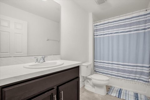 Adosado en venta en Davenport, Florida, 3 dormitorios, 149.2 m2 № 1902838 - foto 16