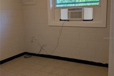 Apartamento en alquiler en Clermont, Florida, 2 dormitorios, 57.97 m2 № 2167862 - foto 11