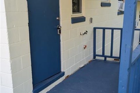 Apartamento en alquiler en Clermont, Florida, 2 dormitorios, 57.97 m2 № 2167862 - foto 5