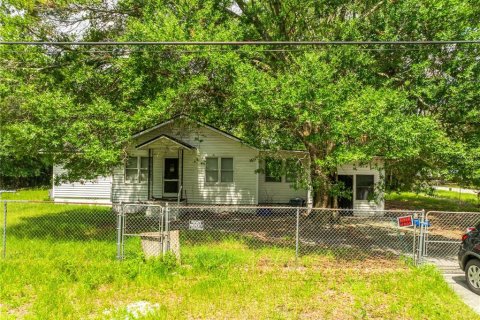 House in Sanford, Florida 3 bedrooms, 121.79 sq.m. № 2133372 - photo 4