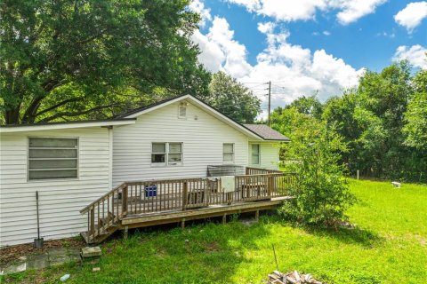House in Sanford, Florida 3 bedrooms, 121.79 sq.m. № 2133372 - photo 6