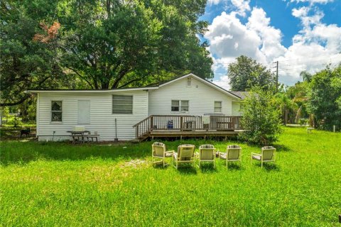 House in Sanford, Florida 3 bedrooms, 121.79 sq.m. № 2133372 - photo 7