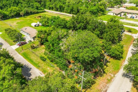 House in Sanford, Florida 3 bedrooms, 121.79 sq.m. № 2133372 - photo 11