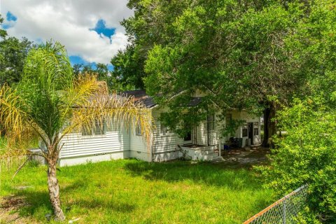 House in Sanford, Florida 3 bedrooms, 121.79 sq.m. № 2133372 - photo 3