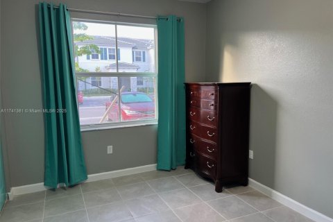Adosado en venta en Homestead, Florida, 3 dormitorios, 123.37 m2 № 1985093 - foto 5