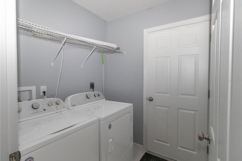House in Citra, Florida 3 bedrooms, 114.46 sq.m. № 1887059 - photo 19