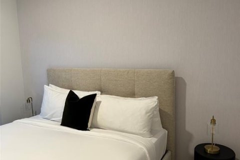 Снять в аренду кондоминиум в Майами, Флорида 3 комнаты, 52.03м2, № 2246597 - фото 6