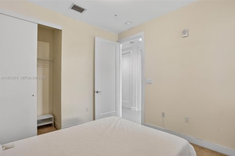 Condominio en venta en Doral, Florida, 3 dormitorios, 126.35 m2 № 1983535 - foto 23