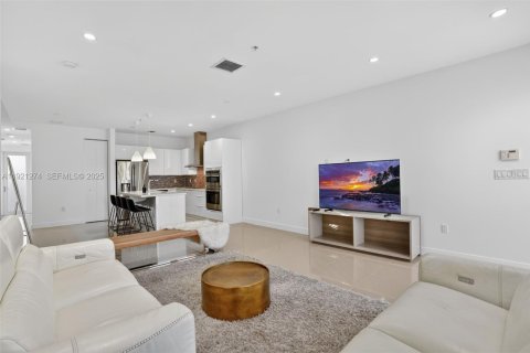 Condominio en venta en Doral, Florida, 3 dormitorios, 126.35 m2 № 1983535 - foto 6