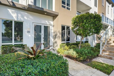 Condominio en venta en Doral, Florida, 3 dormitorios, 126.35 m2 № 1983535 - foto 3