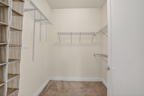 Condominio en venta en Doral, Florida, 3 dormitorios, 126.35 m2 № 1983535 - foto 17