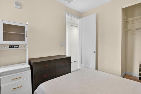 Condominio en venta en Doral, Florida, 3 dormitorios, 126.35 m2 № 1983535 - foto 21