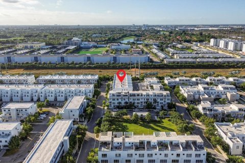 Condominio en venta en Doral, Florida, 3 dormitorios, 126.35 m2 № 1983535 - foto 27