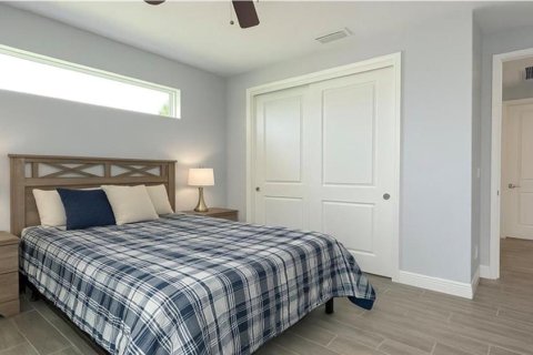 Casa en venta en Cape Coral, Florida, 4 dormitorios, 196.77 m2 № 1798397 - foto 19