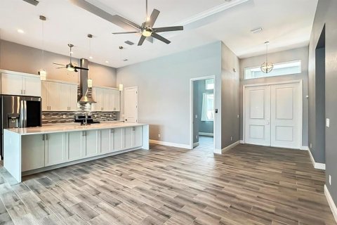 Casa en venta en Cape Coral, Florida, 4 dormitorios, 196.77 m2 № 1798397 - foto 8