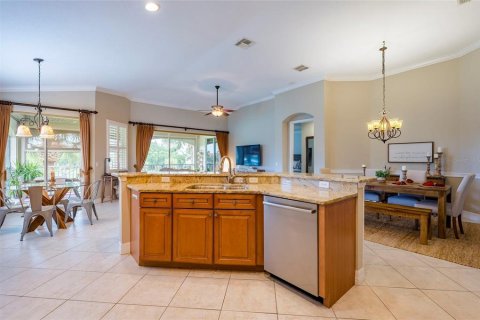 Condominio en venta en Bradenton, Florida, 3 dormitorios, 226.12 m2 № 2138606 - foto 4