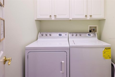 Condominio en venta en Bradenton, Florida, 3 dormitorios, 226.12 m2 № 2138606 - foto 13