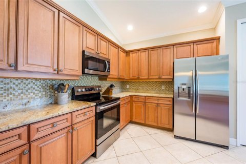 Condominio en venta en Bradenton, Florida, 3 dormitorios, 226.12 m2 № 2138606 - foto 2