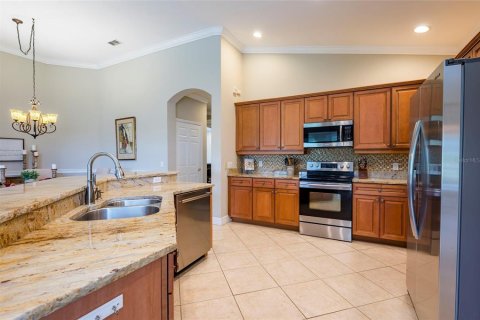Condominio en venta en Bradenton, Florida, 3 dormitorios, 226.12 m2 № 2138606 - foto 3