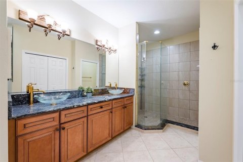 Condominio en venta en Bradenton, Florida, 3 dormitorios, 226.12 m2 № 2138606 - foto 9