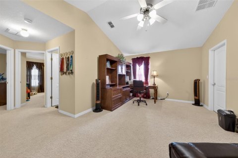 House in Orlando, Florida 4 bedrooms, 212.47 sq.m. № 2196914 - photo 22