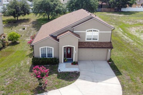 House in Orlando, Florida 4 bedrooms, 212.47 sq.m. № 2196914 - photo 3