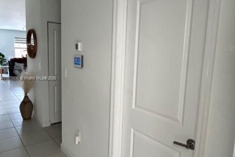 House in Miami, Florida 3 bedrooms, 160.35 sq.m. № 2015272 - photo 23