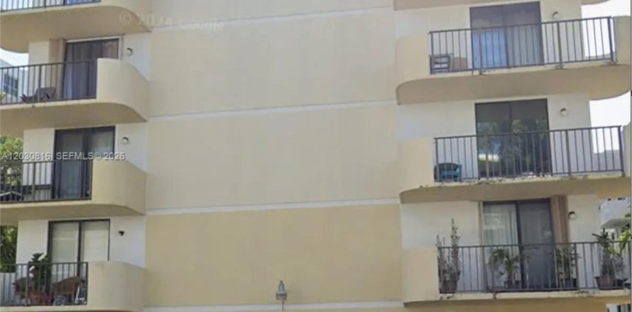 Condo à Miami Beach, Floride, 2 chambres  № 2077937