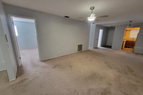 Copropriété à vendre à New Port Richey, Floride: 2 chambres, 105.44 m2 № 1904264 - photo 7
