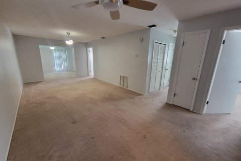 Copropriété à vendre à New Port Richey, Floride: 2 chambres, 105.44 m2 № 1904264 - photo 4