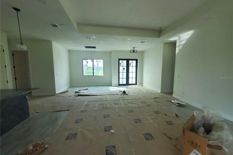 House in Port Charlotte, Florida 3 bedrooms, 174.75 sq.m. № 1883900 - photo 13
