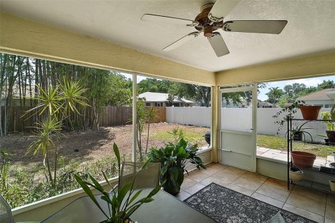 Villa ou maison à vendre à Tavares, Floride: 3 chambres, 158.49 m2 № 1742623 - photo 30