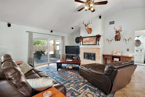 Villa ou maison à vendre à Tavares, Floride: 3 chambres, 158.49 m2 № 1742623 - photo 15