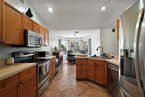 Villa ou maison à vendre à Tavares, Floride: 3 chambres, 158.49 m2 № 1742623 - photo 19